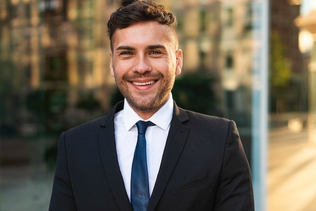 Drawing Elite Talent Through a Robust Employer Image