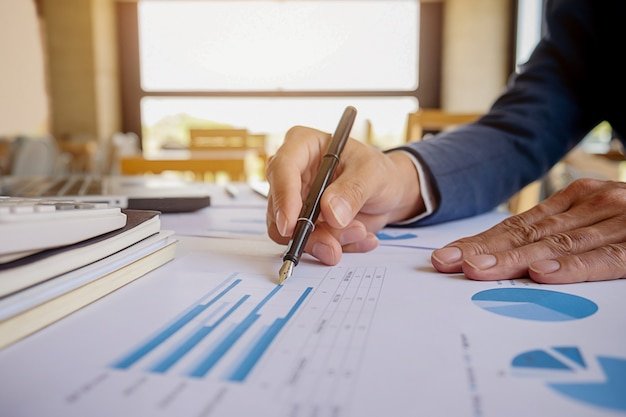 Navigating the Unknown: An Expert’s Handbook on Operational Risk Management in Business