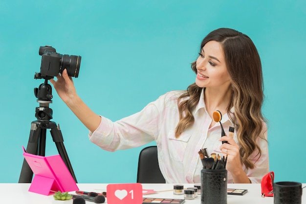 The Ultimate PR Strategy: Leveraging Influencer Marketing for Your Online Brand